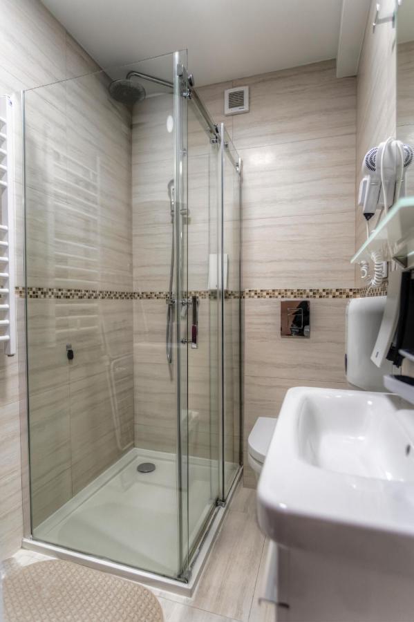 Apartman 501 Appartement Belgrado Buitenkant foto