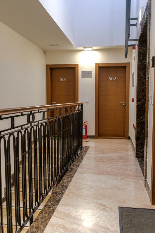 Apartman 501 Appartement Belgrado Buitenkant foto